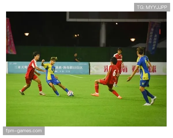 上海海港新赛季蓄势待发，球迷热盼浦东足球场再燃激情